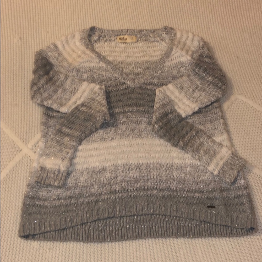 Hollister sweater